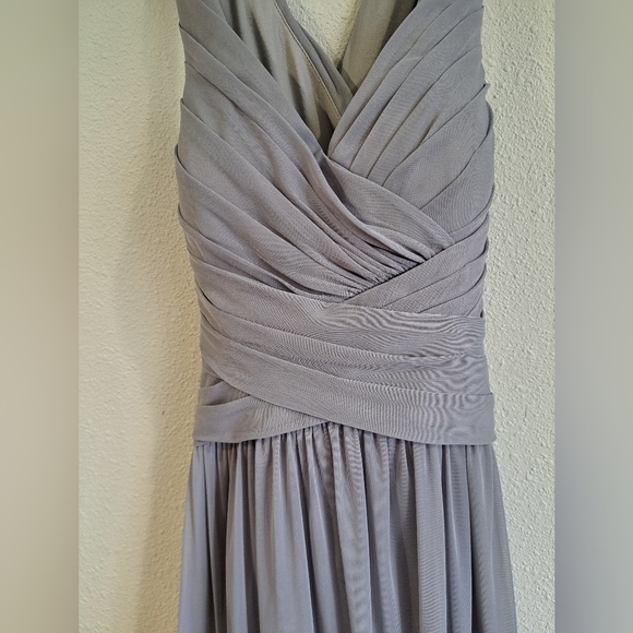 Davids bridal Bellini special occasion criss cross back halter dress size 2 - Picture 7 of 8